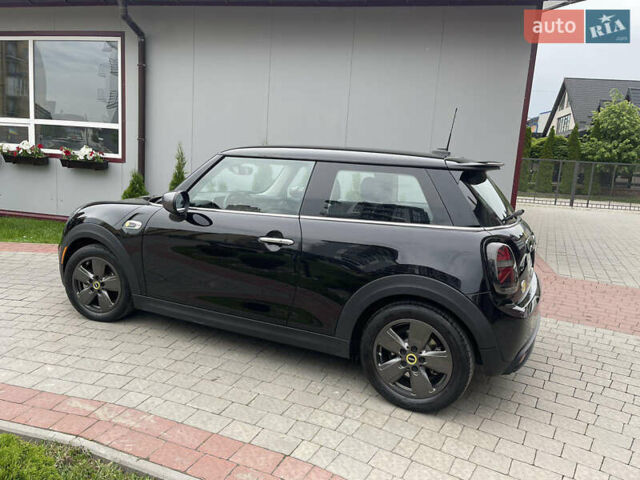 Черный Мини Hatch, объемом двигателя 0 л и пробегом 7 тыс. км за 17900 $, фото 2 на Automoto.ua