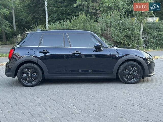 Чорний Міні Hatch, об'ємом двигуна 1.5 л та пробігом 50 тис. км за 18400 $, фото 10 на Automoto.ua