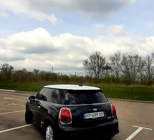Чорний Міні Hatch, об'ємом двигуна 1.5 л та пробігом 18 тис. км за 25000 $, фото 54 на Automoto.ua