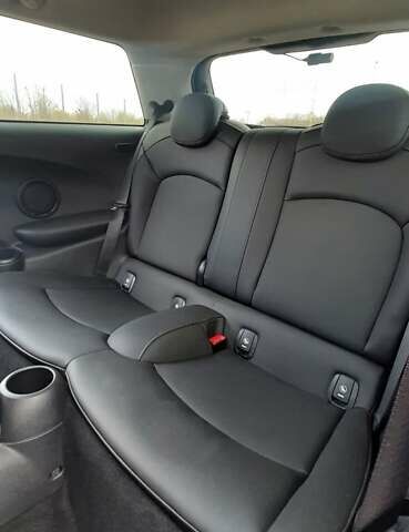 Чорний Міні Hatch, об'ємом двигуна 1.5 л та пробігом 18 тис. км за 25000 $, фото 30 на Automoto.ua