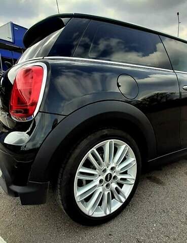 Чорний Міні Hatch, об'ємом двигуна 1.5 л та пробігом 18 тис. км за 25000 $, фото 36 на Automoto.ua