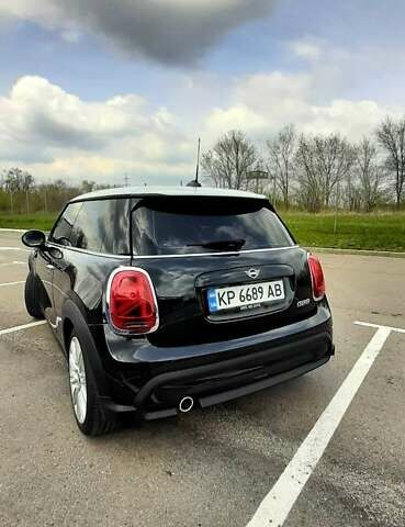Чорний Міні Hatch, об'ємом двигуна 1.5 л та пробігом 18 тис. км за 25000 $, фото 40 на Automoto.ua