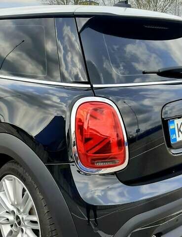 Чорний Міні Hatch, об'ємом двигуна 1.5 л та пробігом 18 тис. км за 25000 $, фото 41 на Automoto.ua