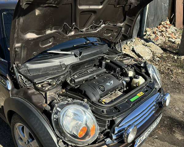 Коричневый Мини Hatch, объемом двигателя 1.6 л и пробегом 129 тыс. км за 8500 $, фото 28 на Automoto.ua