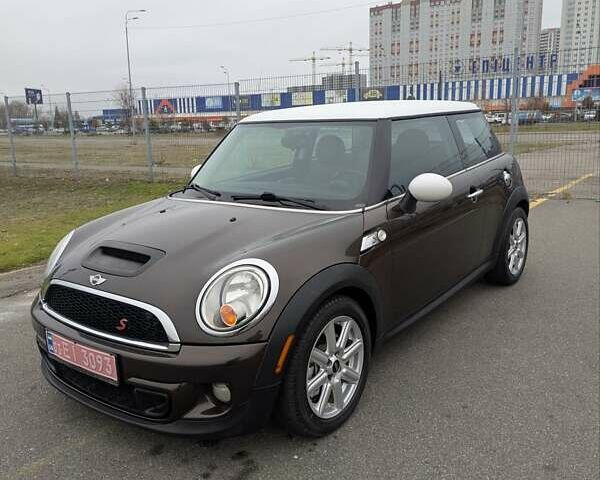 Коричневый Мини Hatch, объемом двигателя 1.6 л и пробегом 177 тыс. км за 8300 $, фото 31 на Automoto.ua