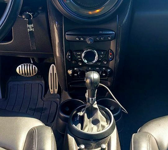 Коричневый Мини Hatch, объемом двигателя 1.6 л и пробегом 102 тыс. км за 10700 $, фото 7 на Automoto.ua