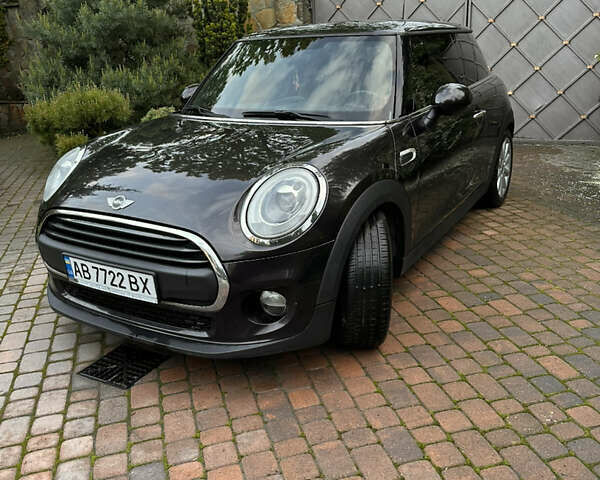 Коричневый Мини Hatch, объемом двигателя 1.2 л и пробегом 100 тыс. км за 14800 $, фото 6 на Automoto.ua