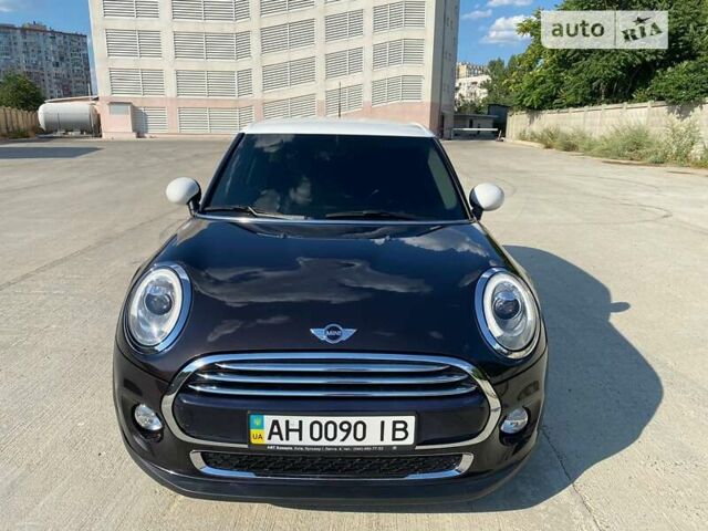 Коричневый Мини Hatch, объемом двигателя 1.5 л и пробегом 33 тыс. км за 13999 $, фото 6 на Automoto.ua