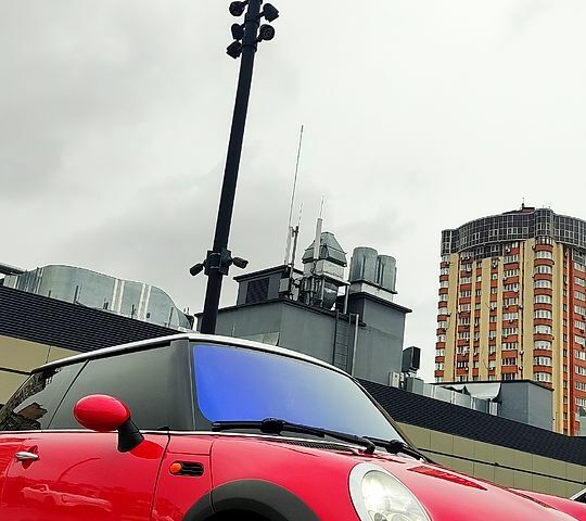 Красный Мини Hatch, объемом двигателя 1.6 л и пробегом 168 тыс. км за 6000 $, фото 6 на Automoto.ua