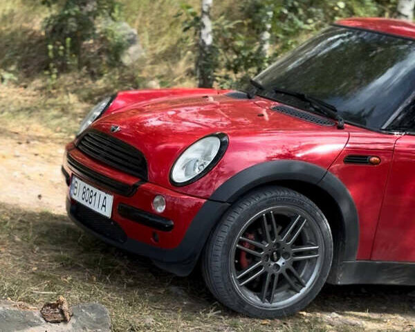 Червоний Міні Hatch, об'ємом двигуна 1.6 л та пробігом 218 тис. км за 4500 $, фото 1 на Automoto.ua
