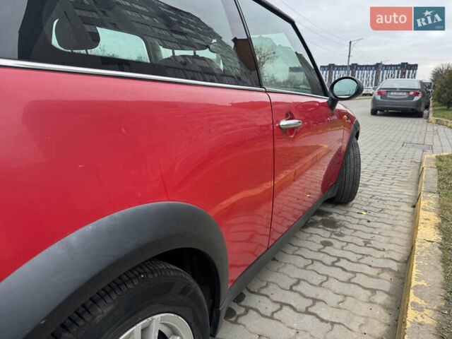Червоний Міні Hatch, об'ємом двигуна 1.6 л та пробігом 260 тис. км за 4100 $, фото 23 на Automoto.ua