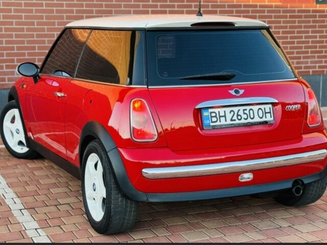 Червоний Міні Hatch, об'ємом двигуна 1.6 л та пробігом 170 тис. км за 5199 $, фото 4 на Automoto.ua