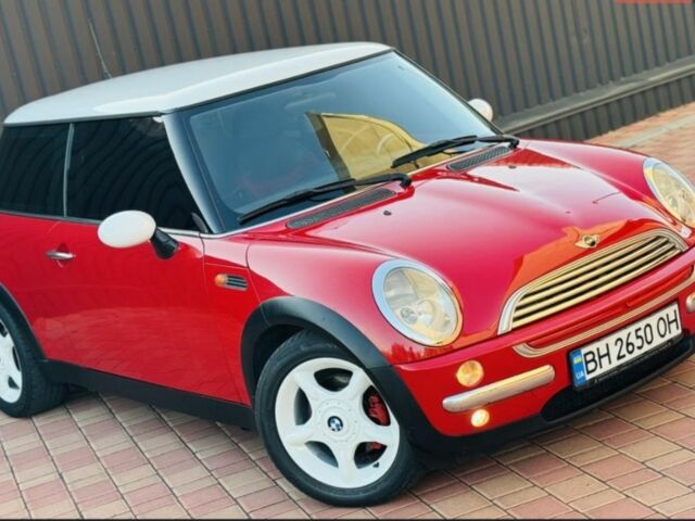 Червоний Міні Hatch, об'ємом двигуна 1.6 л та пробігом 170 тис. км за 5199 $, фото 3 на Automoto.ua