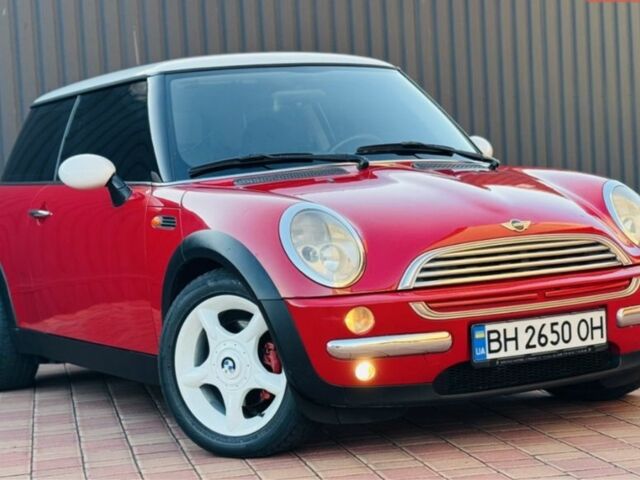 Червоний Міні Hatch, об'ємом двигуна 1.6 л та пробігом 170 тис. км за 5199 $, фото 2 на Automoto.ua