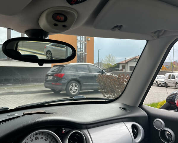 Червоний Міні Hatch, об'ємом двигуна 1.6 л та пробігом 279 тис. км за 6500 $, фото 60 на Automoto.ua