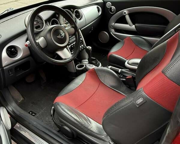 Красный Мини Hatch, объемом двигателя 1.6 л и пробегом 151 тыс. км за 6200 $, фото 3 на Automoto.ua