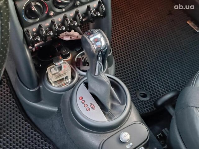 Міні Hatch 2006 у Харкові на Automoto.ua Червоний Міні Hatch, об'ємом двигуна 1.6 л та пробігом 244 тис. км за 5590 $, фото 18 на Automoto.ua