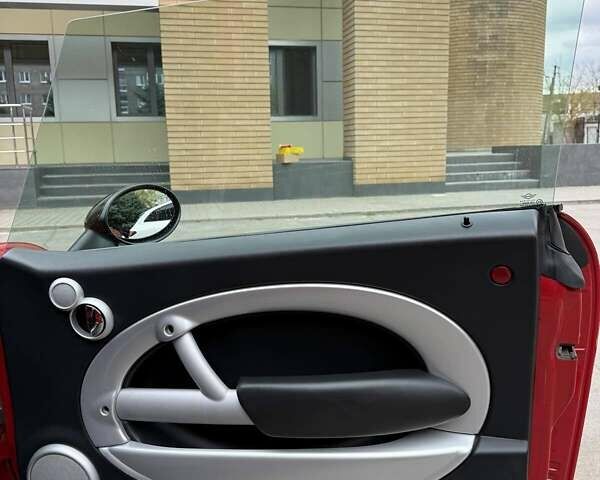 Красный Мини Hatch, объемом двигателя 1.6 л и пробегом 151 тыс. км за 6200 $, фото 18 на Automoto.ua