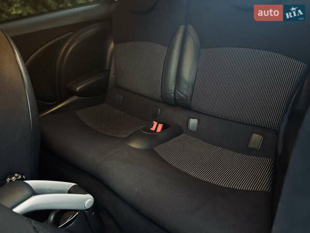 Красный Мини Hatch, объемом двигателя 1.6 л и пробегом 133 тыс. км за 6300 $, фото 8 на Automoto.ua