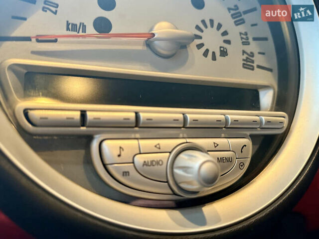 Красный Мини Hatch, объемом двигателя 1.6 л и пробегом 133 тыс. км за 6300 $, фото 16 на Automoto.ua