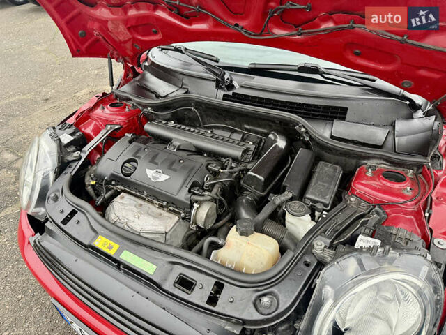 Красный Мини Hatch, объемом двигателя 1.6 л и пробегом 133 тыс. км за 6300 $, фото 23 на Automoto.ua