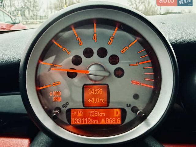 Красный Мини Hatch, объемом двигателя 1.6 л и пробегом 133 тыс. км за 6300 $, фото 12 на Automoto.ua