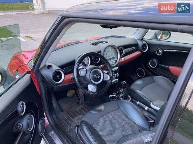 Червоний Міні Hatch, об'ємом двигуна 1.6 л та пробігом 133 тис. км за 5400 $, фото 3 на Automoto.ua