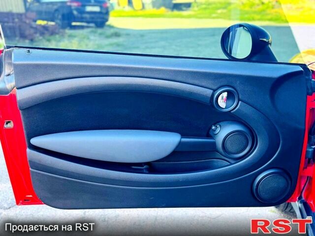 Червоний Міні Hatch, об'ємом двигуна 1.4 л та пробігом 125 тис. км за 6500 $, фото 5 на Automoto.ua