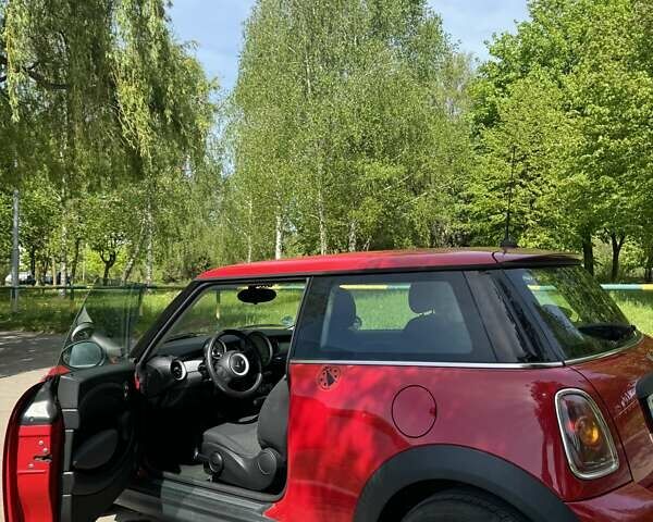 Красный Мини Hatch, объемом двигателя 1.4 л и пробегом 224 тыс. км за 5300 $, фото 8 на Automoto.ua