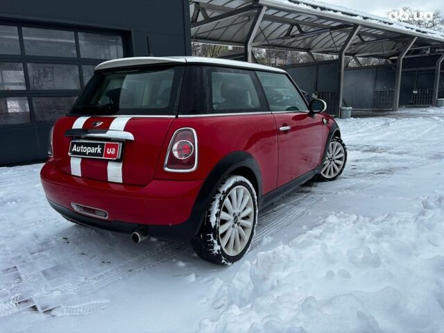 Красный Мини Hatch, объемом двигателя 1.6 л и пробегом 159 тыс. км за 7990 $, фото 4 на Automoto.ua