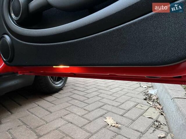 Красный Мини Hatch, объемом двигателя 1.6 л и пробегом 118 тыс. км за 9950 $, фото 27 на Automoto.ua