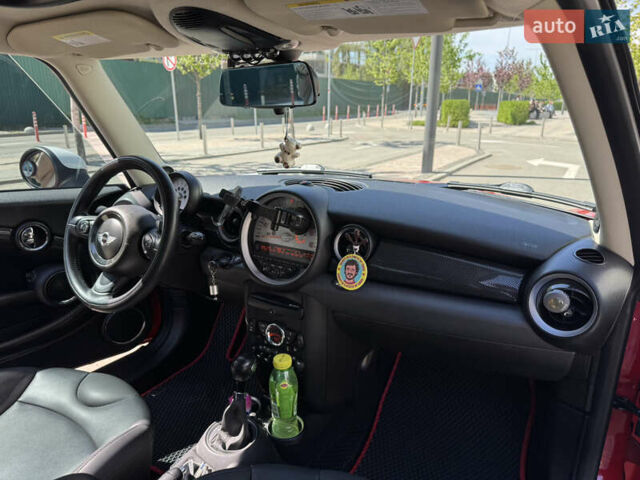 Красный Мини Hatch, объемом двигателя 1.6 л и пробегом 191 тыс. км за 7250 $, фото 22 на Automoto.ua