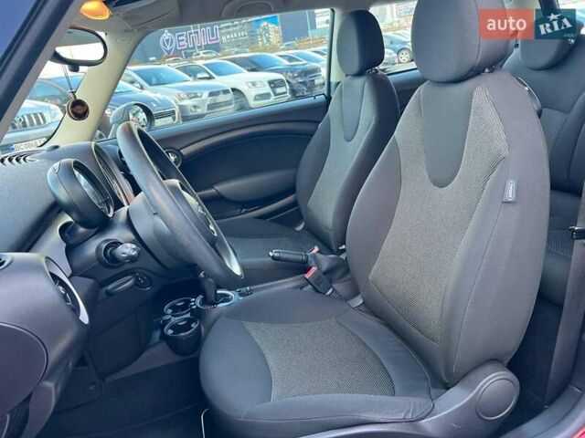 Мини Hatch 2013 в Львове на Automoto.ua Красный Мини Hatch, объемом двигателя 1.6 л и пробегом 55 тыс. км за 9490 $, фото 17 на Automoto.ua