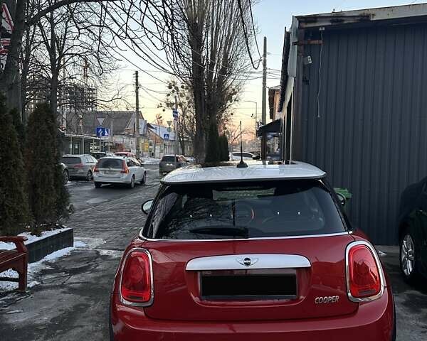 Красный Мини Hatch, объемом двигателя 1.5 л и пробегом 144 тыс. км за 11500 $, фото 31 на Automoto.ua