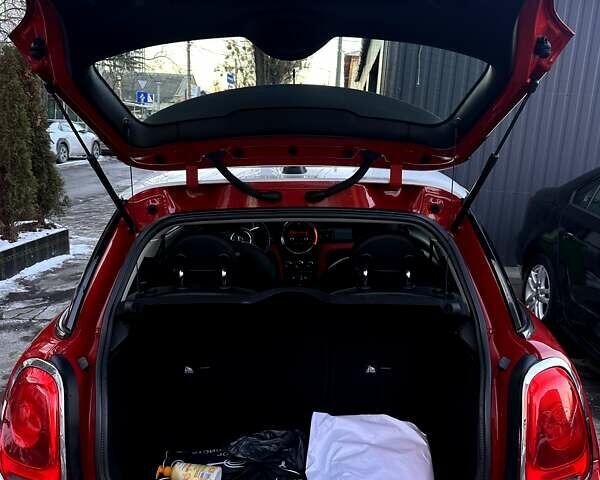 Красный Мини Hatch, объемом двигателя 1.5 л и пробегом 144 тыс. км за 11500 $, фото 29 на Automoto.ua