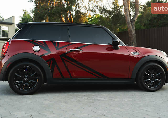 Красный Мини Hatch, объемом двигателя 2 л и пробегом 75 тыс. км за 14000 $, фото 7 на Automoto.ua