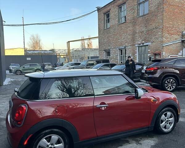 Красный Мини Hatch, объемом двигателя 1.5 л и пробегом 144 тыс. км за 11500 $, фото 19 на Automoto.ua