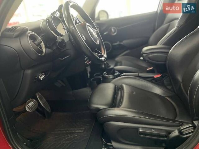 Красный Мини Hatch, объемом двигателя 2 л и пробегом 130 тыс. км за 11490 $, фото 19 на Automoto.ua