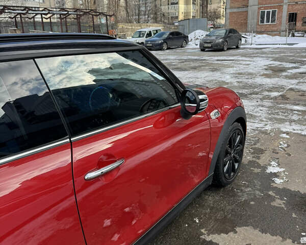 Красный Мини Hatch, объемом двигателя 2 л и пробегом 98 тыс. км за 16500 $, фото 6 на Automoto.ua