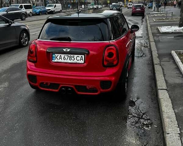 Красный Мини Hatch, объемом двигателя 1.5 л и пробегом 123 тыс. км за 10500 $, фото 5 на Automoto.ua