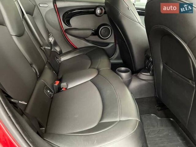 Красный Мини Hatch, объемом двигателя 2 л и пробегом 130 тыс. км за 11490 $, фото 36 на Automoto.ua