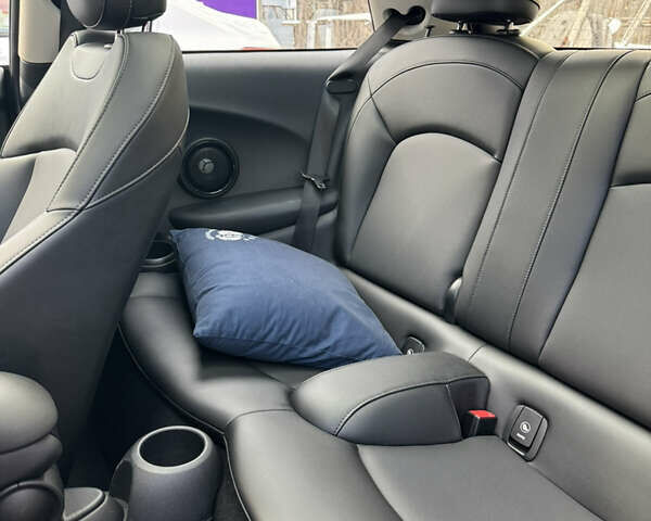 Красный Мини Hatch, объемом двигателя 2 л и пробегом 98 тыс. км за 16500 $, фото 21 на Automoto.ua