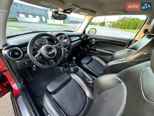 Красный Мини Hatch, объемом двигателя 2 л и пробегом 150 тыс. км за 2950 $, фото 11 на Automoto.ua