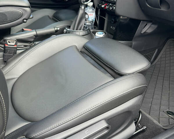 Красный Мини Hatch, объемом двигателя 2 л и пробегом 98 тыс. км за 16500 $, фото 13 на Automoto.ua