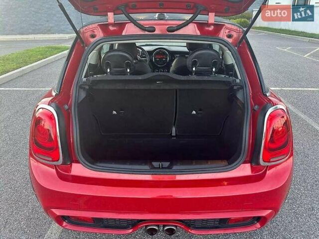 Красный Мини Hatch, объемом двигателя 2 л и пробегом 150 тыс. км за 2950 $, фото 16 на Automoto.ua