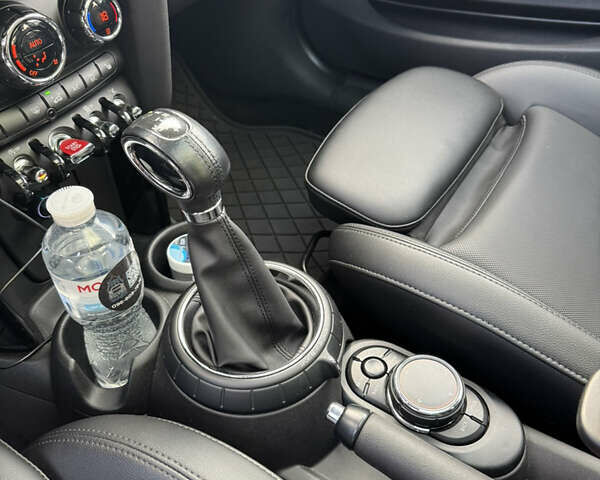 Красный Мини Hatch, объемом двигателя 2 л и пробегом 98 тыс. км за 16500 $, фото 22 на Automoto.ua