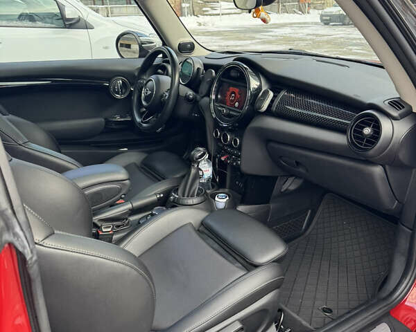 Красный Мини Hatch, объемом двигателя 2 л и пробегом 98 тыс. км за 16500 $, фото 12 на Automoto.ua