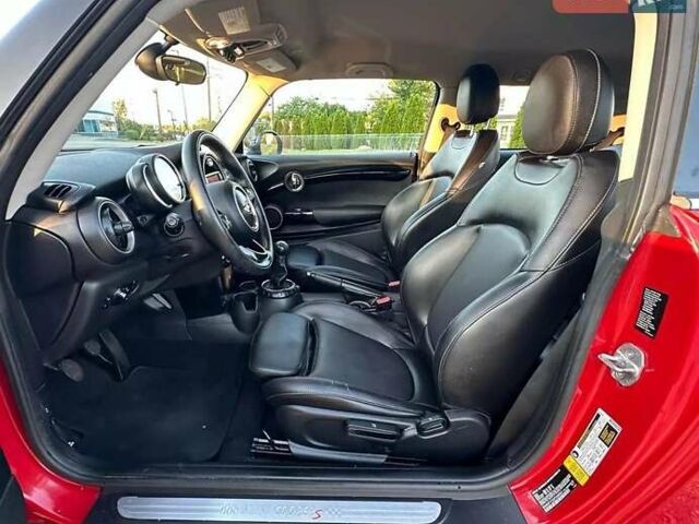Красный Мини Hatch, объемом двигателя 2 л и пробегом 150 тыс. км за 2950 $, фото 14 на Automoto.ua