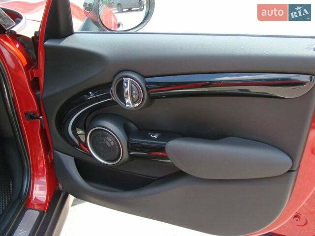 Красный Мини Hatch, объемом двигателя 2 л и пробегом 116 тыс. км за 14500 $, фото 13 на Automoto.ua