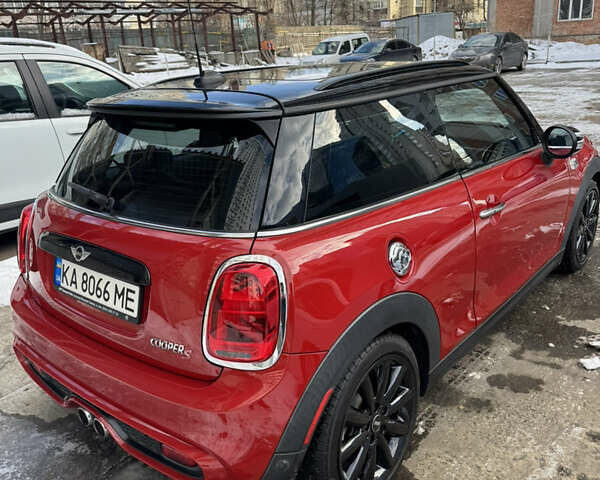 Красный Мини Hatch, объемом двигателя 2 л и пробегом 98 тыс. км за 16500 $, фото 5 на Automoto.ua